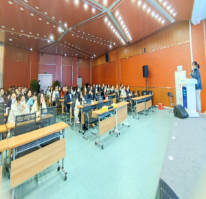 笃学善思 行稳致远 ——西藏阜康肿瘤医院护理部组织2025年第一季度护理业务学习