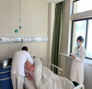 守住生命的基础线——西藏阜康肿瘤医院护理部开展心电监护技术操作考核